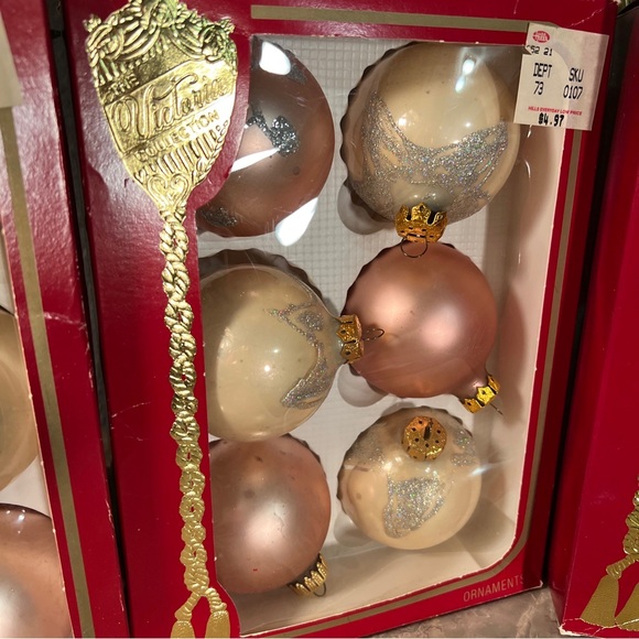 Rare Vintage VICTORIA Collection Christmas glass ornaments lot 30 ornaments USA - Picture 5 of 11